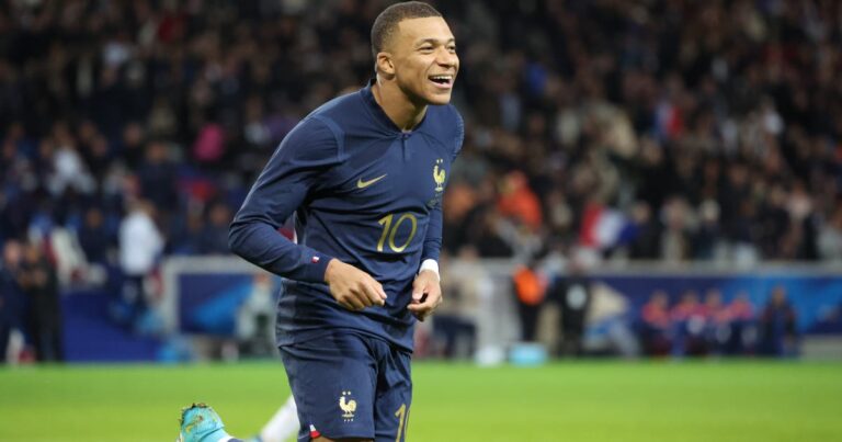 Mbappé at 300 per hour