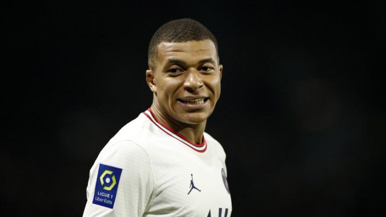 PSG: Kylian Mbappé gave up €80 million