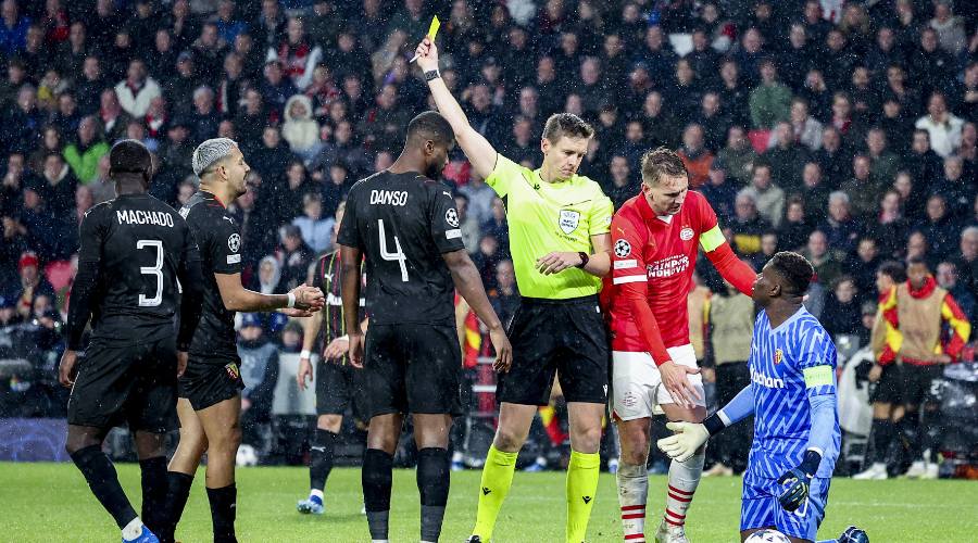 The big rant from RC Lens against the referee!