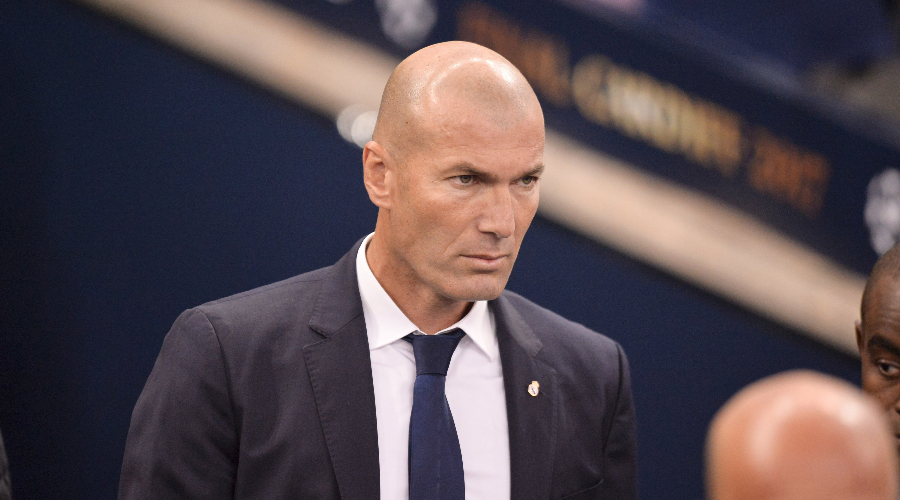 Zidane, a twist for the Blues?