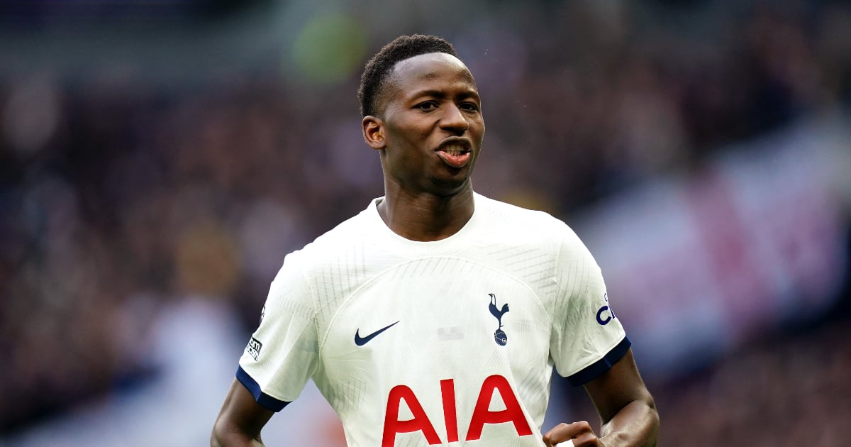 Arsenal falls again, Tottenham picks up
