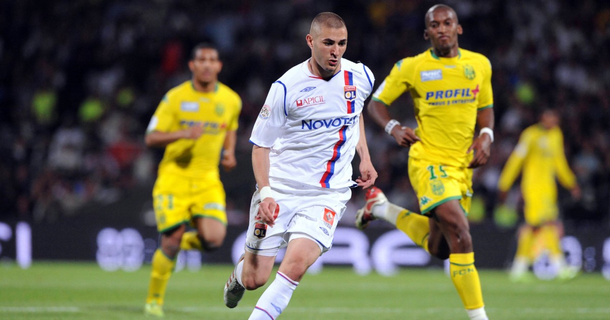 Benzema at OL, the post that sets fire!