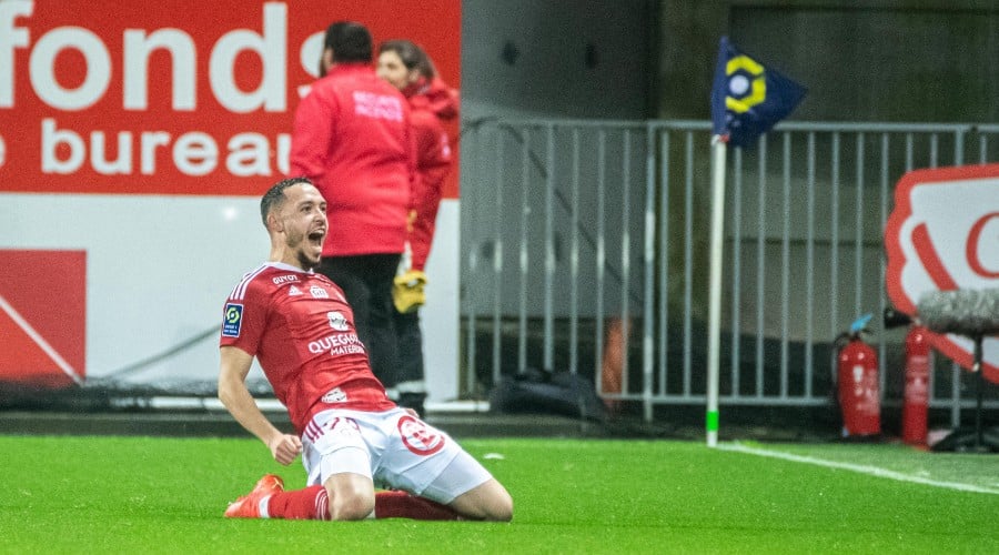 Brest confirms its return