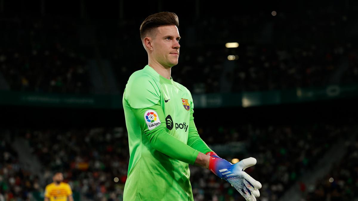 FC Barcelona announces back surgery for Marc-André ter Stegen