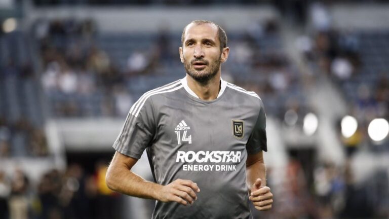 Giorgio Chiellini talks about a return to Juventus!