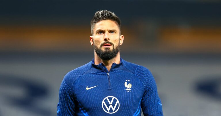 Giroud, end clap?