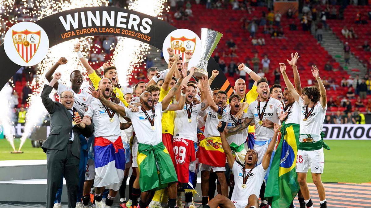 How to explain the decline of Sevilla FC?