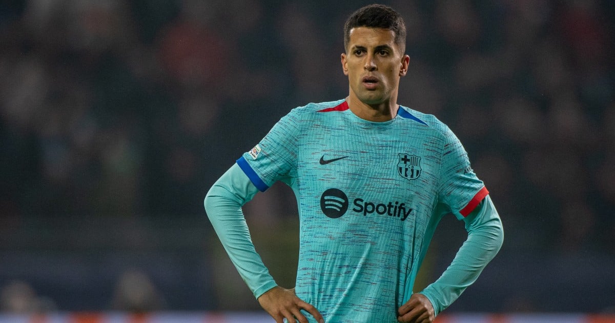 Joao Cancelo reveals the name of the player who impresses him at Barça