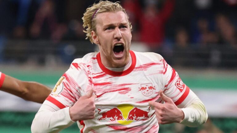 Leipzig to retire Emil Forsberg's number 10