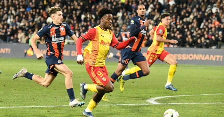 Lens hanging on to Montpellier