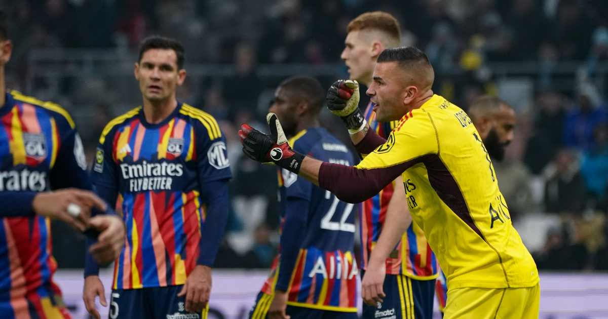 OL, players invited to leave the club