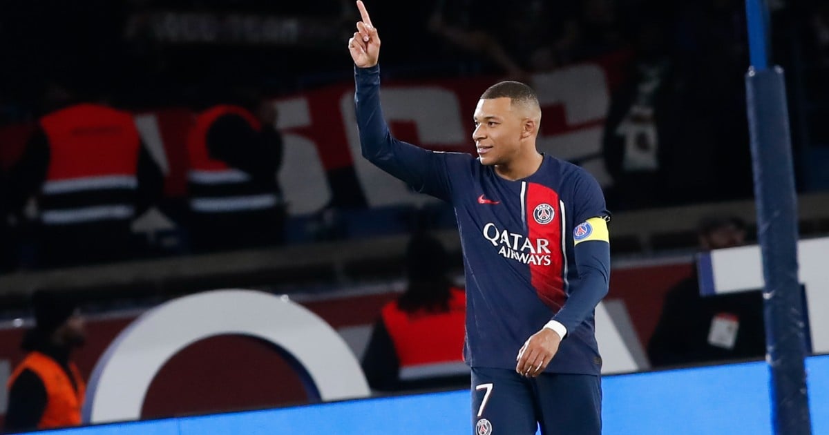 PSG: 2 reasons to place Mbappé in number 9