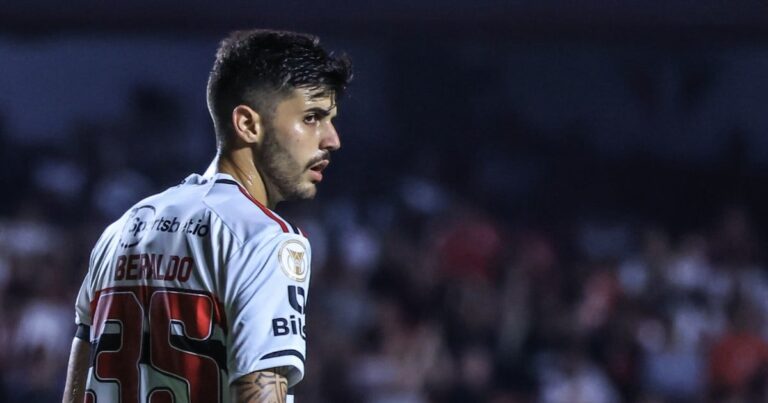 PSG: Beraldo arrives