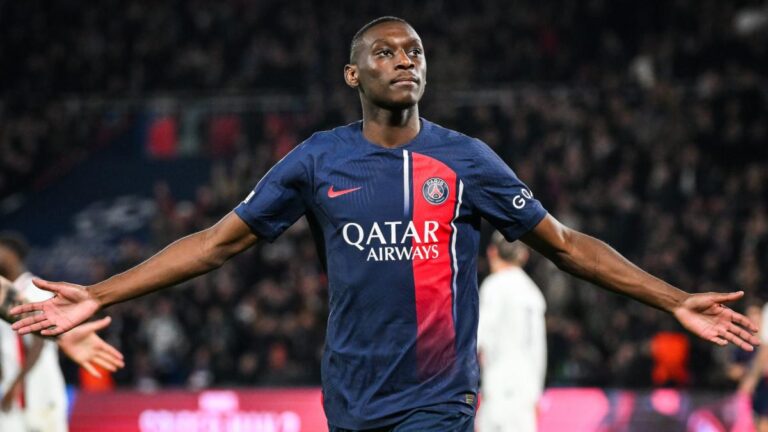 PSG-Nantes: Kolo Muani warns Borussia Dortmund