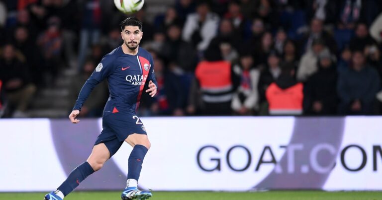 PSG has made a decision for Carlos Soler!