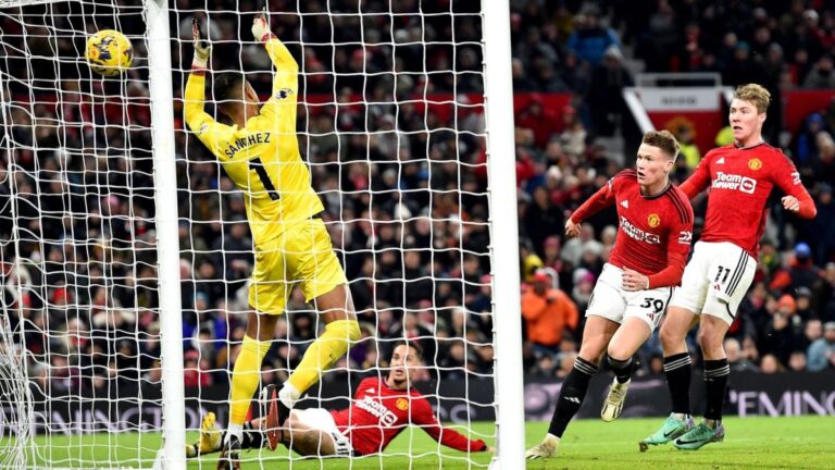Premier League: Manchester United wins by forceps against Chelsea, City falls to Aston Villa