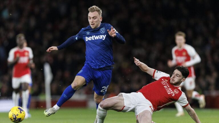 Premier League: West Ham pays Arsenal