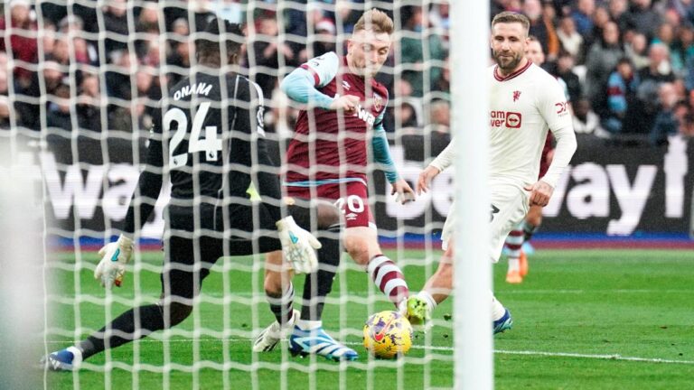 Premier League: West Ham plunges Manchester United a little deeper into crisis