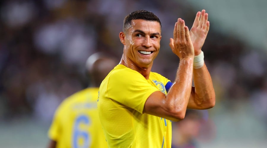 Ronaldo smiles again