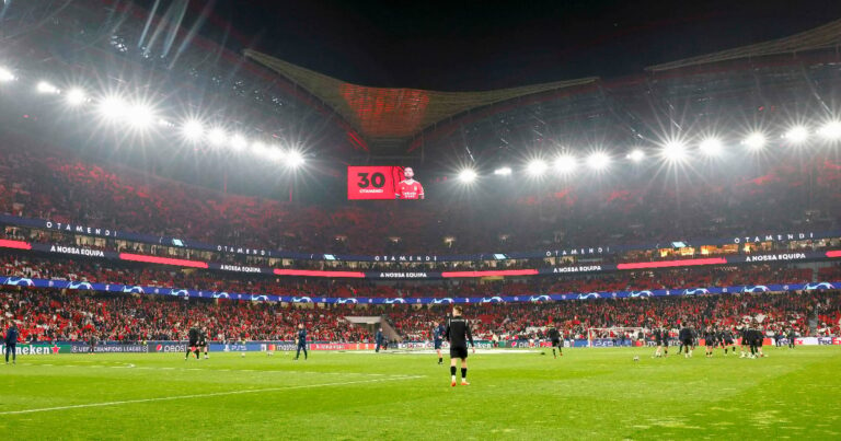 Amazing scene!  A PSG legend loses his temper (video)