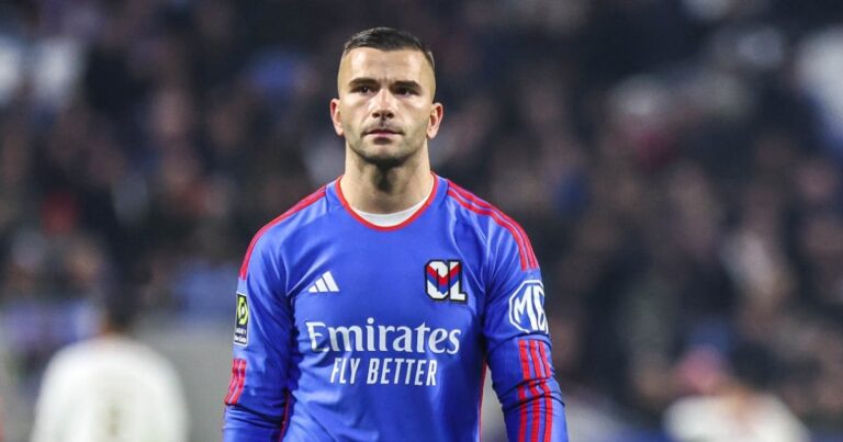 Anthony Lopes, Textor gets angry