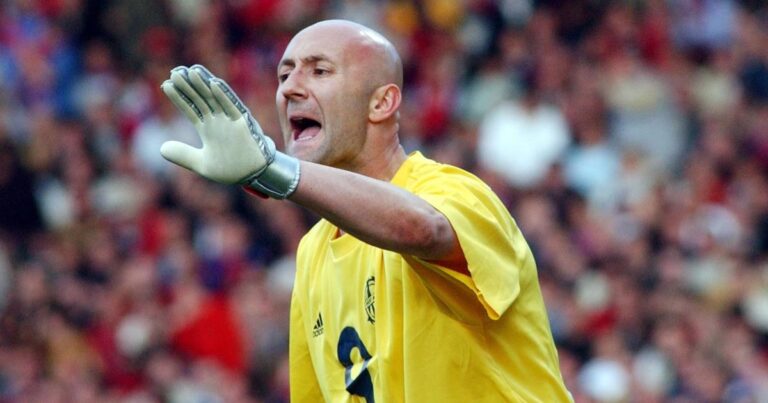 Fabien Barthez, the incredible comeback