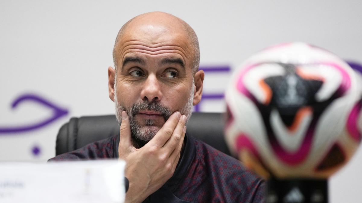 Manchester City: Pep Guardiola Tackles Manchester United Management