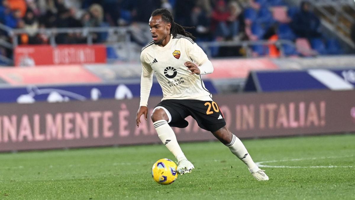 Renato Sanches reappears with the AS Roma jersey on social networks