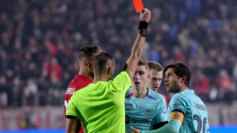 PSG - Real Sociedad: Who is Marco Guida, the often controversial Italian referee?