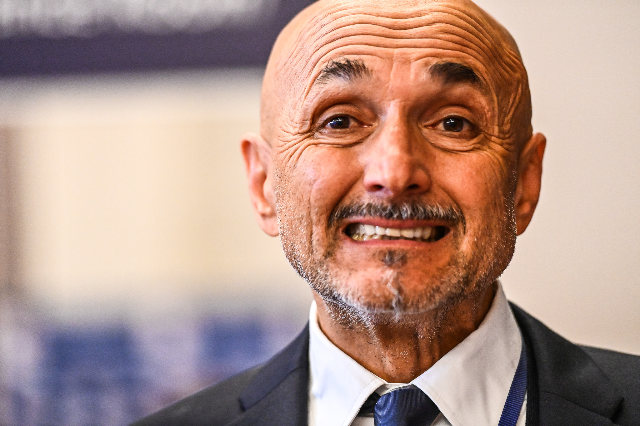 Spalletti, the PlayStation is driving him crazy!