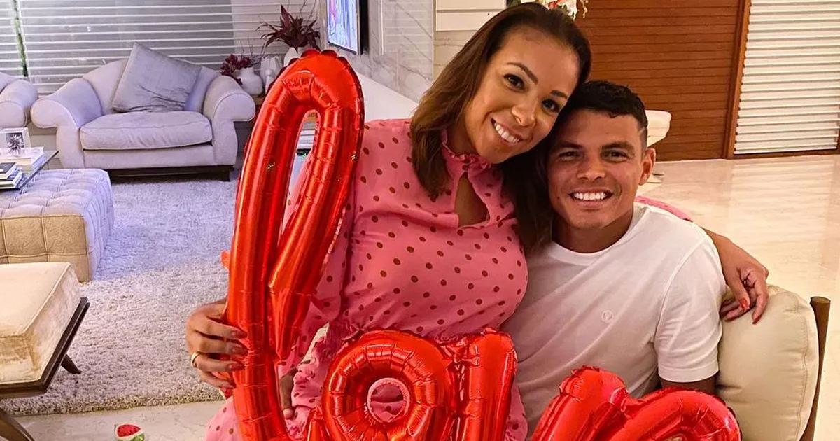 Thiago Silva's wife files for divorce!