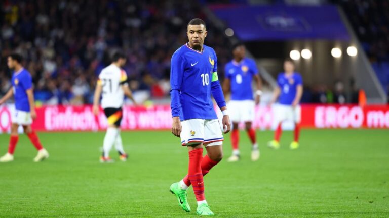 French team: the astonishing behavior of Kylian Mbappé