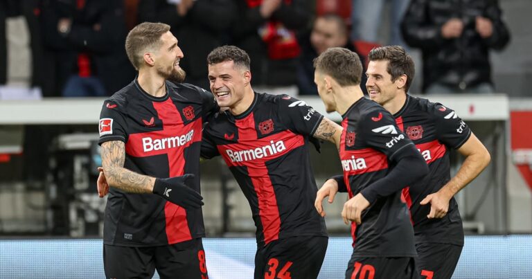 Leverkusen stuns Bayern