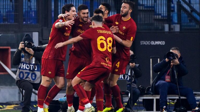 Serie A: AS Roma pushes Sassuolo into the red zone