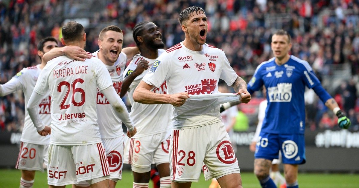 The historic victory of Brest in Rennes!