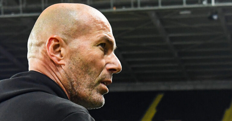 Zidane, the sanction falls