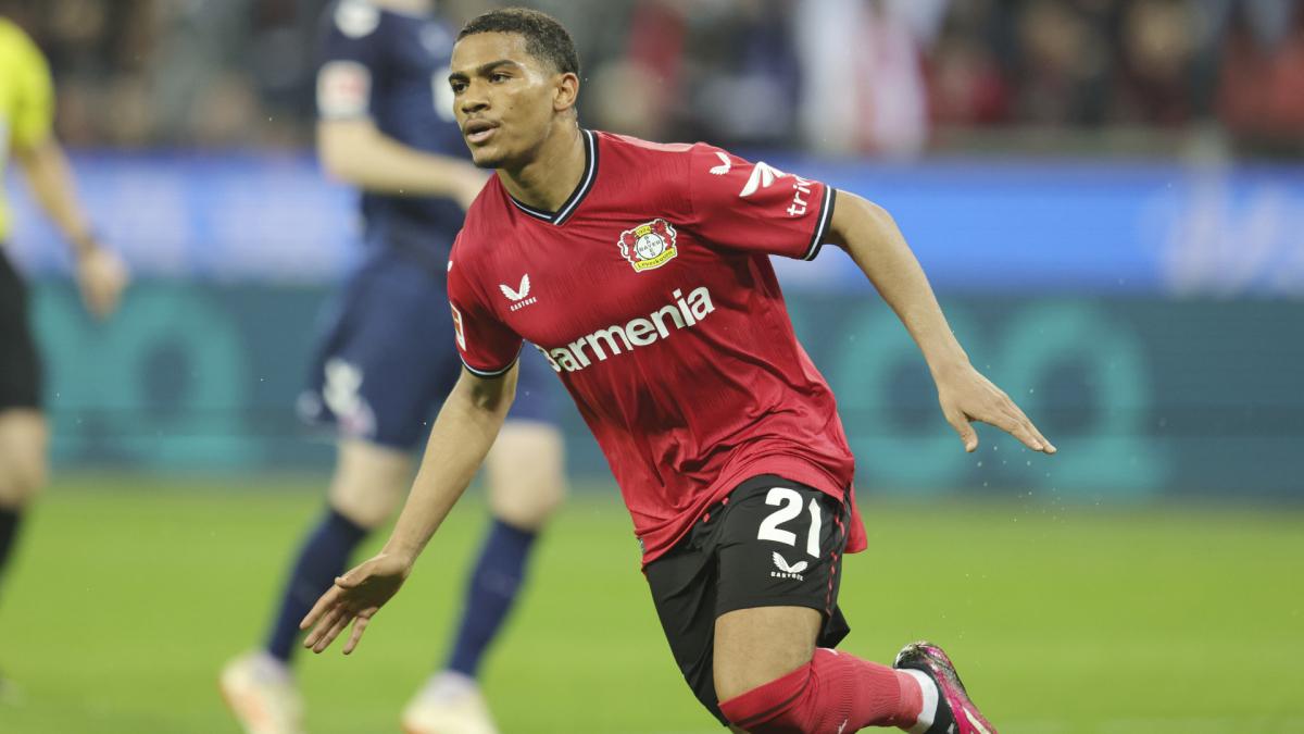 Amine Adli laughs at Bayer Leverkusen's invincibility