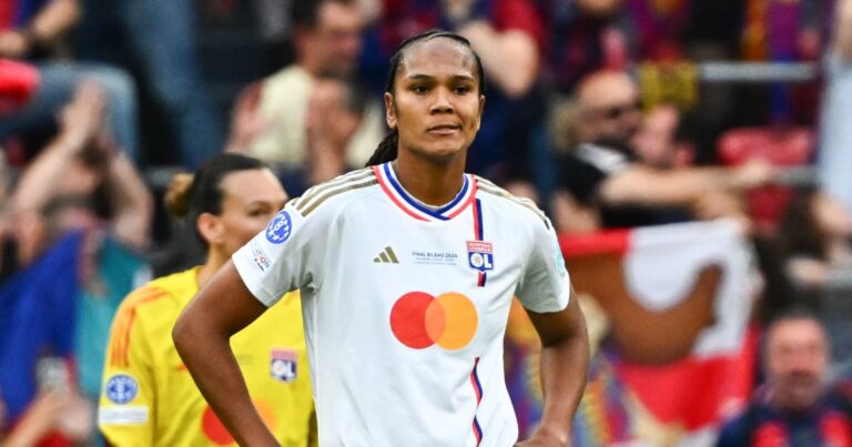 Wendie Renard, there is a problem