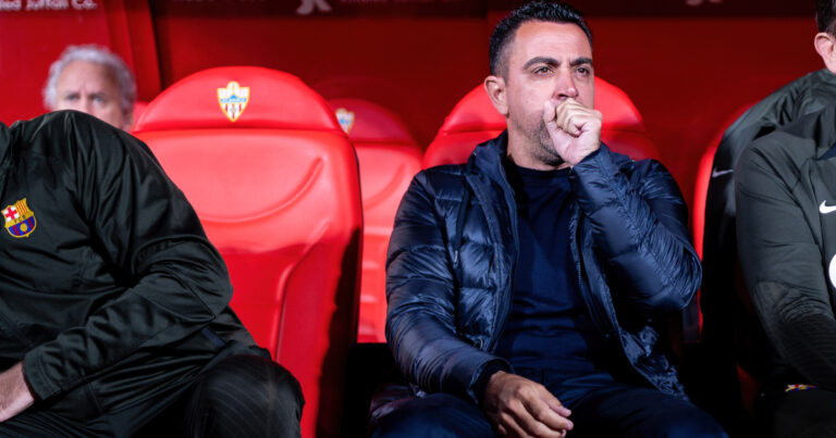 Xavi sacked from a hospital bed, the embarrassing detail