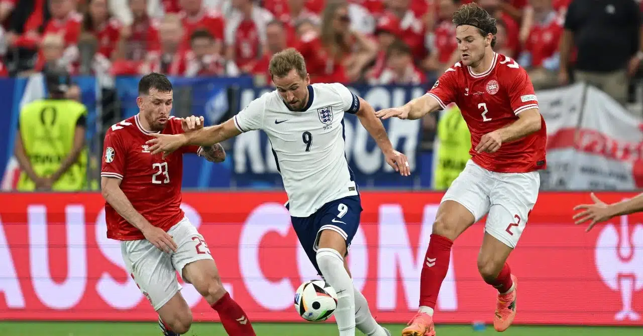 England stall against Denmark