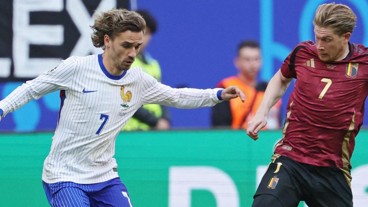 EdF: Antoine Griezmann's reaction to Deschamps' surprising tactic