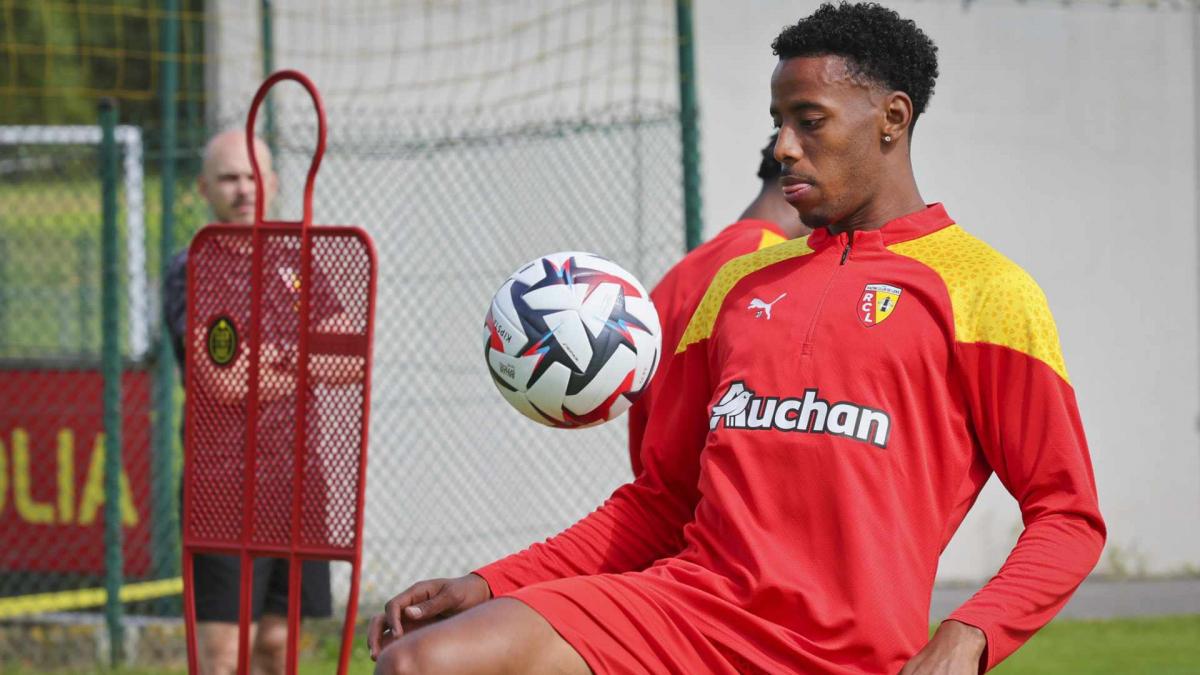 Lens loans Morgan Guilavogui to Sankt Pauli