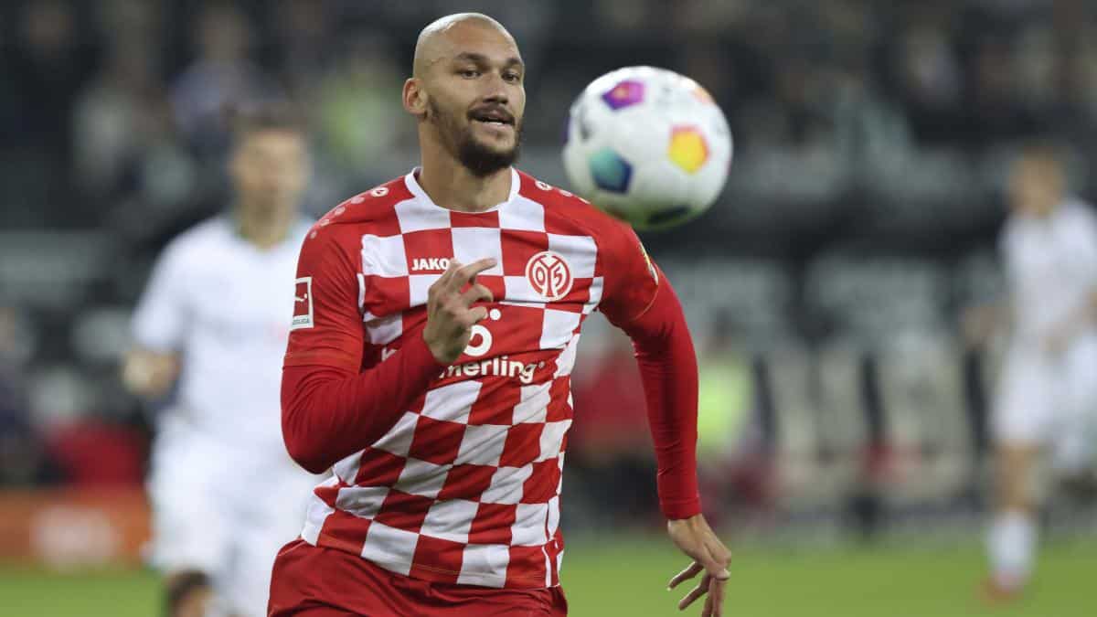 Mainz: Ludovic Ajorque tracked by LOSC