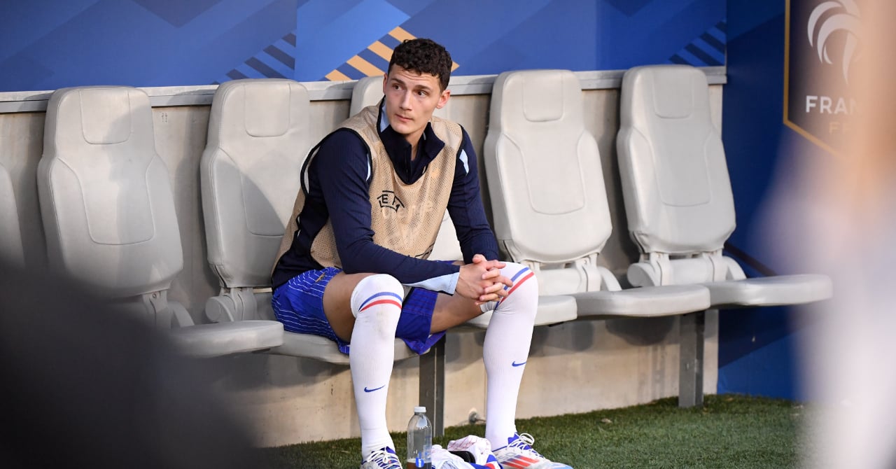 Pavard dumped by his fiancée