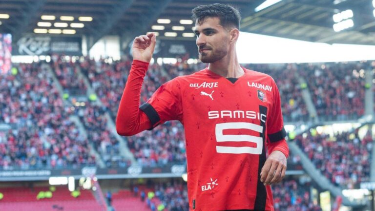 Rennes sells Martin Terrier to Bayer Leverkusen