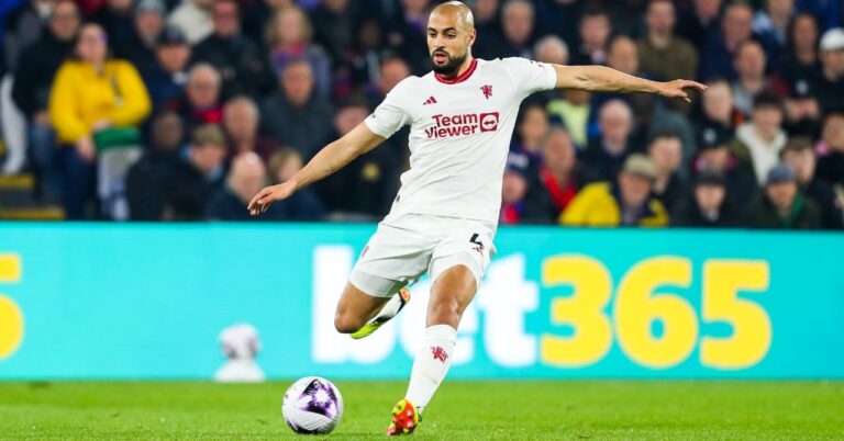 Amrabat signs in Türkiye