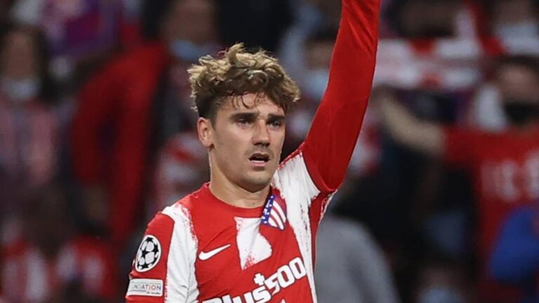 Atlético: Antoine Griezmann reacts to the arrival of Julián Álvarez