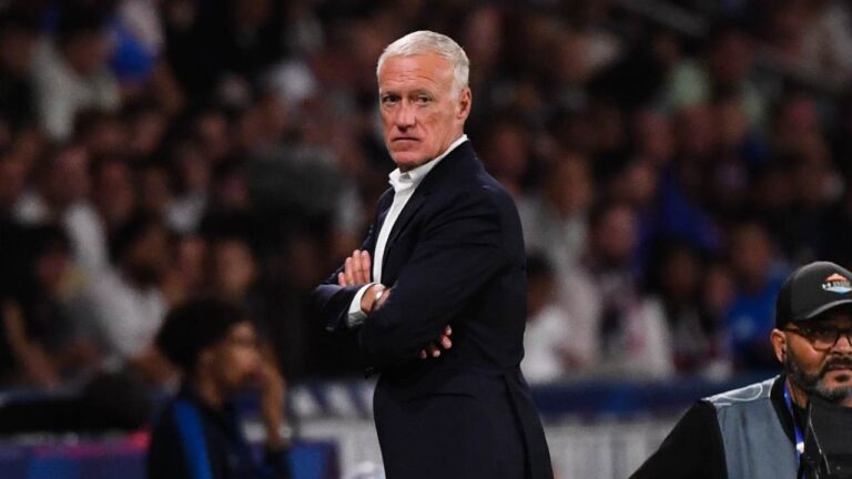 Didier Deschamps kicked out!