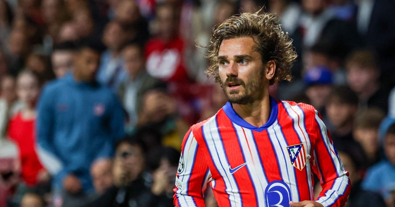 Antoine Griezmann attacks Lionel Messi