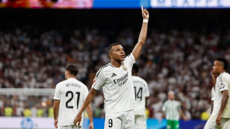 Liga: With a double from Kylian Mbappé, Real Madrid wins against Betis